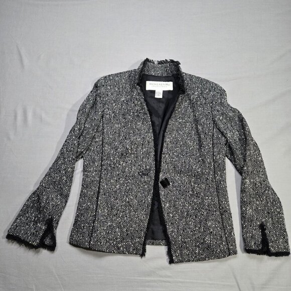 Doncaster Jackets & Blazers - Doncaster Collection Blazer Women's Size 8P Black Tweed Fringe Wool‎ Blend